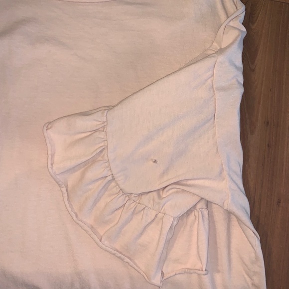 Zara ruffle sleeve top - Picture 2 of 2